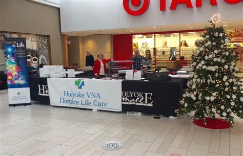 roosevelt field mall gift wrapping